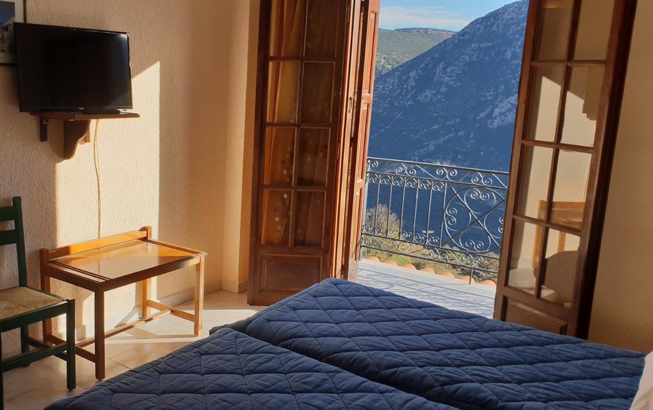 Готель Apollo Delphi Екстер'єр фото